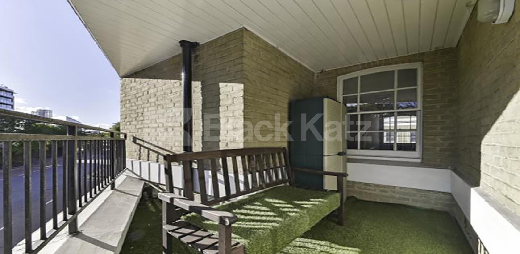 			Balcony Property, 2 Bedroom, 1 bath, 1 reception Apartment			 Baring Street , DE BEAUVOIR TOWN N1